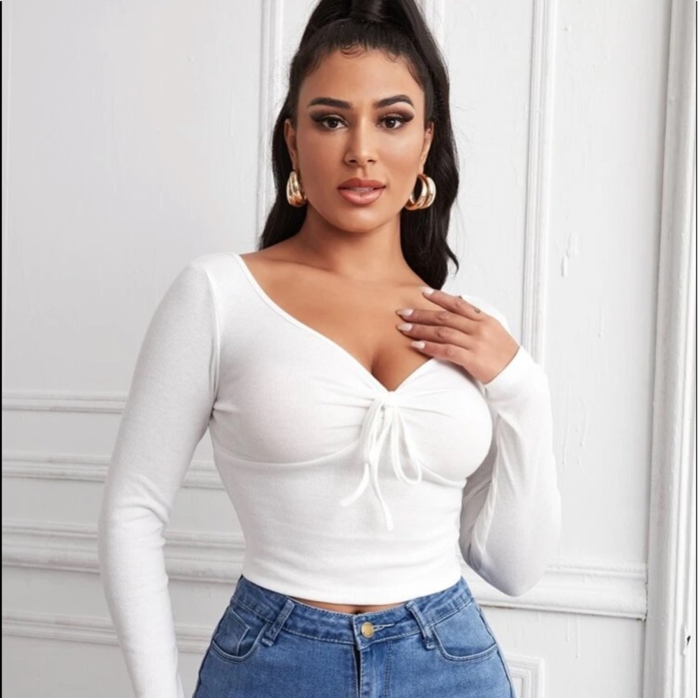 Cropped Tie Longsleeve